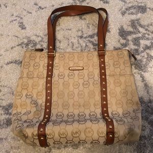 Michael Kors purse